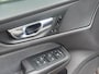 Volvo V60 2.0 T4 R-Design Aut. LEDER l TREKHAAK l CAMERA l ORG.NL l NAP
