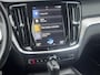 Volvo V60 2.0 T4 R-Design Aut. LEDER l TREKHAAK l CAMERA l ORG.NL l NAP