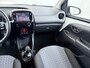 Peugeot 108 1.0 e-VTi Allure TOP! | Elektrisch vouwdak | Camera achter | Automatische Airco | Keyless start | Navigatie via Apple Carplay