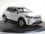 Kia Stonic 1.0 T-GDi MHEV DynamicPlusLine | LED-koplampen | Stoelverwarming vóór | Achteruitrijcamera | stuurwiel verwarmd |