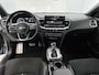 Kia ProCeed 1.5 T-GDI GT-Line (PANORAMADAK, STOEL-/STUURVERWARMING, NAVIGATIE, CAMERA)