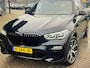 BMW X5 xDrive40i 340 pk High Executive M-Sportpakket / Carbon-Zwart/ Laser/ Pano-Dak/ Head-Up/ Keyless/ Adap.Cruise/ 360-Camera/ Sport-Stoelen/ Stoel.Verw./ 21'' LMV