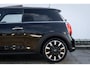 MINI Cooper 1.5 Classic Panoramadak | Camera | Cruise | Leder bekleding