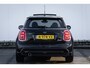 MINI Cooper 1.5 Classic Panoramadak | Camera | Cruise | Leder bekleding