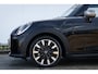 MINI Cooper 1.5 Classic Panoramadak | Camera | Cruise | Leder bekleding