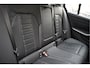BMW 3-Serie 318i Business Edition Plus BJ2022 Lmv | Led | Pdc | Navi | Achteruitrijcamera | Virtual cockpit | Climate control | Cruise control | Sportstoelen | Verwarmde voorstoelen | Lederen bekleding | Getint glas
