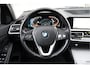 BMW 3-Serie 318i Business Edition Plus BJ2022 Lmv | Led | Pdc | Navi | Achteruitrijcamera | Virtual cockpit | Climate control | Cruise control | Sportstoelen | Verwarmde voorstoelen | Lederen bekleding | Getint glas
