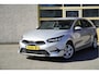 Kia Ceed 1.0 T-GDi 5drs DynamicLine BJ2022 Lmv 16" | Led V+A | Pdc | Navi | App-Connect | Achteruitrijcamera | Climate control | Cruise control | Getint glas