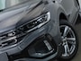 Volkswagen T-Roc R-Line 1.5 TSI 150 PK DSG | LED IQ | Trekhaak | Achteruitrijcamera | Navigatie | Stoelverwarming |