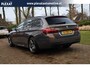 BMW 5-Serie Touring 520d M Sport Edition Aut. | M-Pakket | Champagner Quarz | Full Led | Lederen Dashboard | Rijstrooksensor |