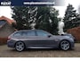 BMW 5-Serie Touring 520d M Sport Edition Aut. | M-Pakket | Champagner Quarz | Full Led | Lederen Dashboard | Rijstrooksensor |