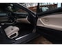 BMW 5-Serie Touring 520d M Sport Edition Aut. | M-Pakket | Champagner Quarz | Full Led | Lederen Dashboard | Rijstrooksensor |