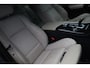 BMW 5-Serie Touring 520d M Sport Edition Aut. | M-Pakket | Champagner Quarz | Full Led | Lederen Dashboard | Rijstrooksensor |