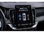 Volvo XC90 2.0 T8 Plug-in hybrid AWD Ultra Dark | Facelift | Black Edtion | Luchtvering | 22" Wielen | Trekhaak | Massagestoelen | Bowers & Wilkins Audio | Panoramadak |