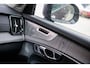 Volvo XC90 2.0 T8 Plug-in hybrid AWD Ultra Dark | Facelift | Black Edtion | Luchtvering | 22" Wielen | Trekhaak | Massagestoelen | Bowers & Wilkins Audio | Panoramadak |