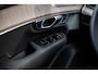 Volvo XC90 2.0 T8 Plug-in hybrid AWD Ultra Dark | Luchtvering | Trekhaak | Massagestoelen | Bowers & Wilkins Audio | Panoramadak |