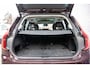 Volvo XC90 2.0 T8 Plug-in hybrid AWD Ultra Dark | Facelift | Black Edtion | Luchtvering | 22" Wielen | Trekhaak | Massagestoelen | Bowers & Wilkins Audio | Panoramadak |
