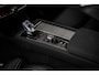Volvo XC90 2.0 T8 Plug-in hybrid AWD Ultra Dark | Luchtvering | Trekhaak | Massagestoelen | Bowers & Wilkins Audio | Panoramadak |
