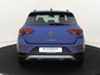 Volkswagen T-Roc 1.5 TSI Life | Parkeerassistent | Stoel- en stuurwielverwarming | CarPlay | Adaptieve cruise control | Climate control | Achteruitrijcamera | Elektrisch inklapbare buitenspiegels |