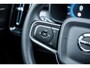 Volvo XC40 2.0 B4 Plus Dark | Adaptieve Cruise control | BLIS Dodehoek detectie | Stoel + Stuurverwarming | Keyless | Elektr. Stoelen | Memory | Trekhaak | Parkeercamera | Harman Kardon Audio