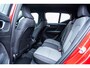 Volvo XC40 2.0 B4 Plus Dark | Adaptieve Cruise control | BLIS Dodehoek detectie | Stoel + Stuurverwarming | Keyless | Elektr. Stoelen | Memory | Trekhaak | Parkeercamera | Harman Kardon Audio