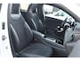 Mercedes-Benz A-klasse 200 AMG- Line. Pano, Keyless, Camera, Stuurverwarming, Sfeer!