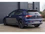 Volkswagen Golf 1.5 eTSI R-Line Business+ PANO CAMERA ACC CARPLAY