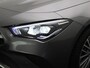 Mercedes-Benz CLA 250 e Luxury Line | Automaat | Panoramadak | Apple Carplay / Android Auto | Stoel- Stuurverwarming | 360 Camera | Memory Seats | Adaptieve Cruise Control | Sfeerverlichting | Virtual Cockpit | Climate Control | Lichtmetalen velgen |