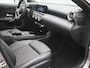 Mercedes-Benz CLA 250 e Luxury Line | Automaat | Panoramadak | Apple Carplay / Android Auto | Stoel- Stuurverwarming | 360 Camera | Memory Seats | Adaptieve Cruise Control | Sfeerverlichting | Virtual Cockpit | Climate Control | Lichtmetalen velgen |