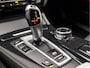 BMW 5-Serie Touring 528i Sport 245Pk Automaat (GROOT NAVI, LEDER, SCHERMEN ACHTERIN, MEMORY SEATS, CAMERA, COMFORTSTOELEN, GETINT GLAS, LED, NIEUWSTAAT)