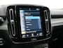 Volvo XC40 T5 Recharge R-Design Plug In Hybrid 262pk Dealer O.H. PHEV | Trekhaak Af Fabriek | Camera | Alcantara Sportstoelen Memory & Verwarmd | Stuur Verwarmd | Apple Carplay | Keyless | Virtual | Cruise Control | Navigatie | DAB |