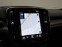 Volvo XC40 T5 Recharge R-Design Plug In Hybrid 262pk Dealer O.H. PHEV | Trekhaak Af Fabriek | Camera | Alcantara Sportstoelen Memory & Verwarmd | Stuur Verwarmd | Apple Carplay | Keyless | Virtual | Cruise Control | Navigatie | DAB |