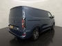 Ford Transit Custom 320 2.5 PHEV L1H1 Limited met o.a. B&O audio, 17 inch lichtmetalen velgen, Een achteruitrijcamera, Dode hoek herkenning, Adaptieve cruise control en een Navigatiesysteem