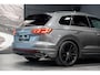 Volkswagen Touareg 3.0 TDI R-Line *Vierwielbesturing / Luchtvering / Standkachel / Stoelventilatie + massage / Panorama / HUD / Keyless*
