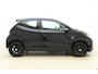 Toyota Aygo 1.0 VVT-i x-play | Airco | Achteruitrijcamera | Bluetooth | Stuurwiel multifunctioneel | Lichtmetalen velgen |