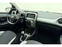 Toyota Aygo 1.0 VVT-i x-play | Airco | Achteruitrijcamera | Bluetooth | Stuurwiel multifunctioneel | Lichtmetalen velgen |