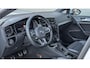 Volkswagen Golf 1.5 TSI 150pk Highline Business R | Panoramadak | Trekhaak | LED Plus