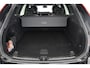 Volvo XC60 2.0 T6 Plug-in hybrid AWD Ultra Black Edition | Trekhaak | Head-up | Pano-dak | 360 camera | H&K Audio | Stoel+ stuurverw. | Sportstoelen |