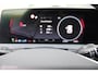 Kia EV6 Light Edition 58 kWh, 3 fasen, Stoel-stuurverwarming, Pdc voor + achter + Camera, Cruise, Clima, App connect, Donker glas
