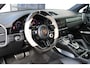 Porsche Cayenne Coupé 4.0 Turbo S E-Hybrid / Sportdesign Pakket / Hoogglans / Krijt / Vol Opties / NIEUWSTAAT