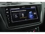 Volkswagen Tiguan 1.4 TSI 245pk eHybrid R-Line Business+ Trekhaak Camera Stoelverwarming Keyless Virtual Cockpit Panoramadak Navigatie