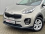 Kia Sportage 1.6 GDI DynamicLine Navigatie, Climate Control, Cruise Control, Trekhaak, 17"Lm, Achteruitrijcamera