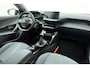 Peugeot 2008 1.2 PureTech Allure Pack | Navigatie | Camera | Parkeersensoren achter | Climate Control | Keyless Entry & Start | Apple Carplay/Android Auto | Full LED | 17'' LM Velgen | 1e Eigenaar