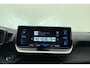 Peugeot 2008 1.2 PureTech Allure Pack | Navigatie | Camera | Parkeersensoren achter | Climate Control | Keyless Entry & Start | Apple Carplay/Android Auto | Full LED | 17'' LM Velgen | 1e Eigenaar