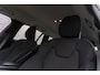 Volvo V60 B3 Core | Cruise Control | Navigatie | Apple CarPlay & Android Auto | Park Assist | LED Koplampen | 2 Zone Climate Control | 17" LM |