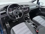 Volkswagen Touran 1.5 TSI Highline R-line 7 Persoons | Trekhaak | Camera | Stoelverwarming | ACC | Elek Achterklep |