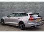 Volvo V60 2.0 T6 Plug-in hybrid AWD Plus Dark | Adaptieve cruise control | Dode hoek detectie | 360 Camera | Trekhaak | Contourstoelen | Elektr. verstelbare voorstoelen incl. memory | Parkeersensoren vóór + achter | 18"lichtemetalen velgen | All season banden | Google Services |