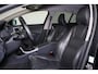 Volvo V60 T4 Summum - AUTOMAAT - BLIS - Adaptive Cruise Control - Parkeercamera achter - Verwarmde voorstoelen - Lederen bekleding - Navigatie - Extra getint glas - 16' LMV