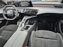 Peugeot e-5008 EV 73 kWh 210pk GT Avantage | Warmtepomp | Panoramisch schuifdak | 360 vision & Drive Assist Plus Pack | Mistral Executive Interior |