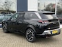 Peugeot e-5008 EV 73 kWh 210pk GT Avantage | Warmtepomp | Panoramisch schuifdak | 360 vision & Drive Assist Plus Pack | Mistral Executive Interior |